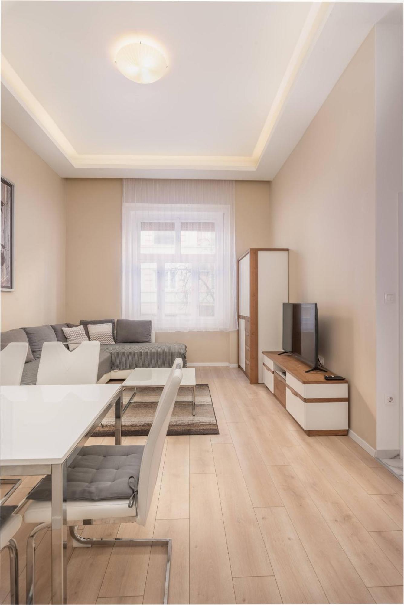 Apartment With 2 Bedrooms Near Gellert Thermal Bath Budapeszt Zewnętrze zdjęcie